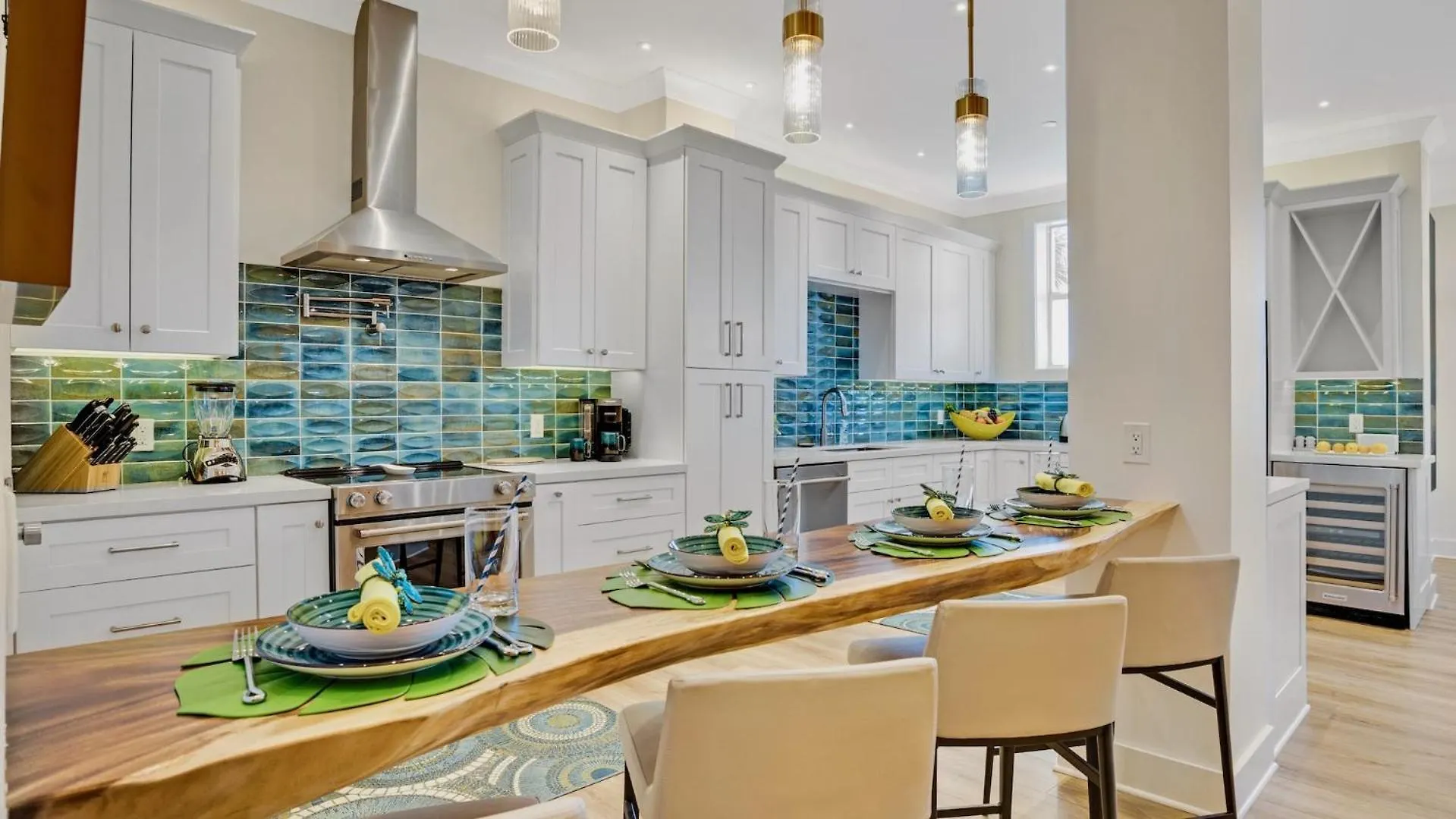 Apartment Modern Majesty By Last Key Realty Key West United States