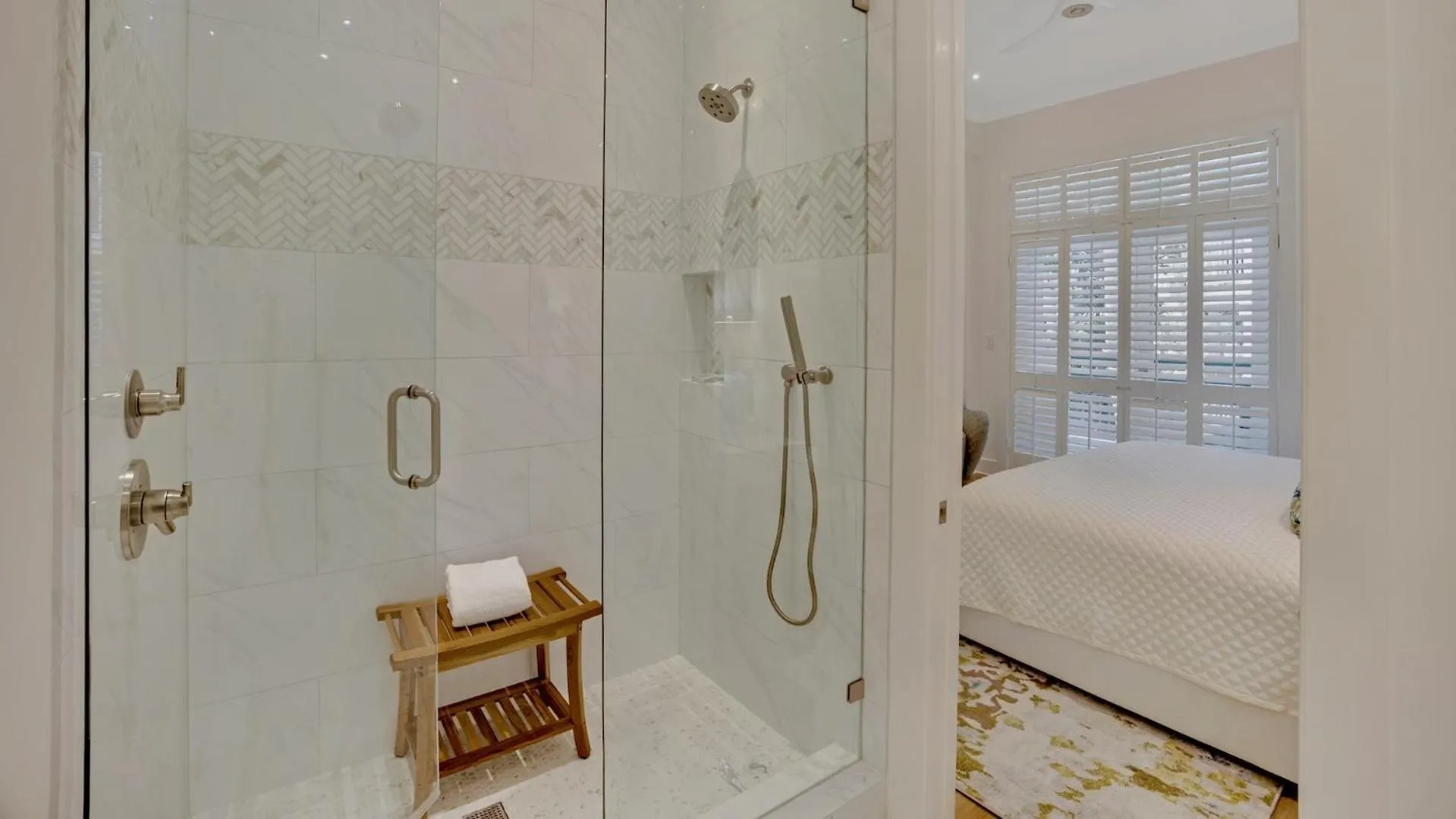 Apartment Modern Majesty By Last Key Realty Key West