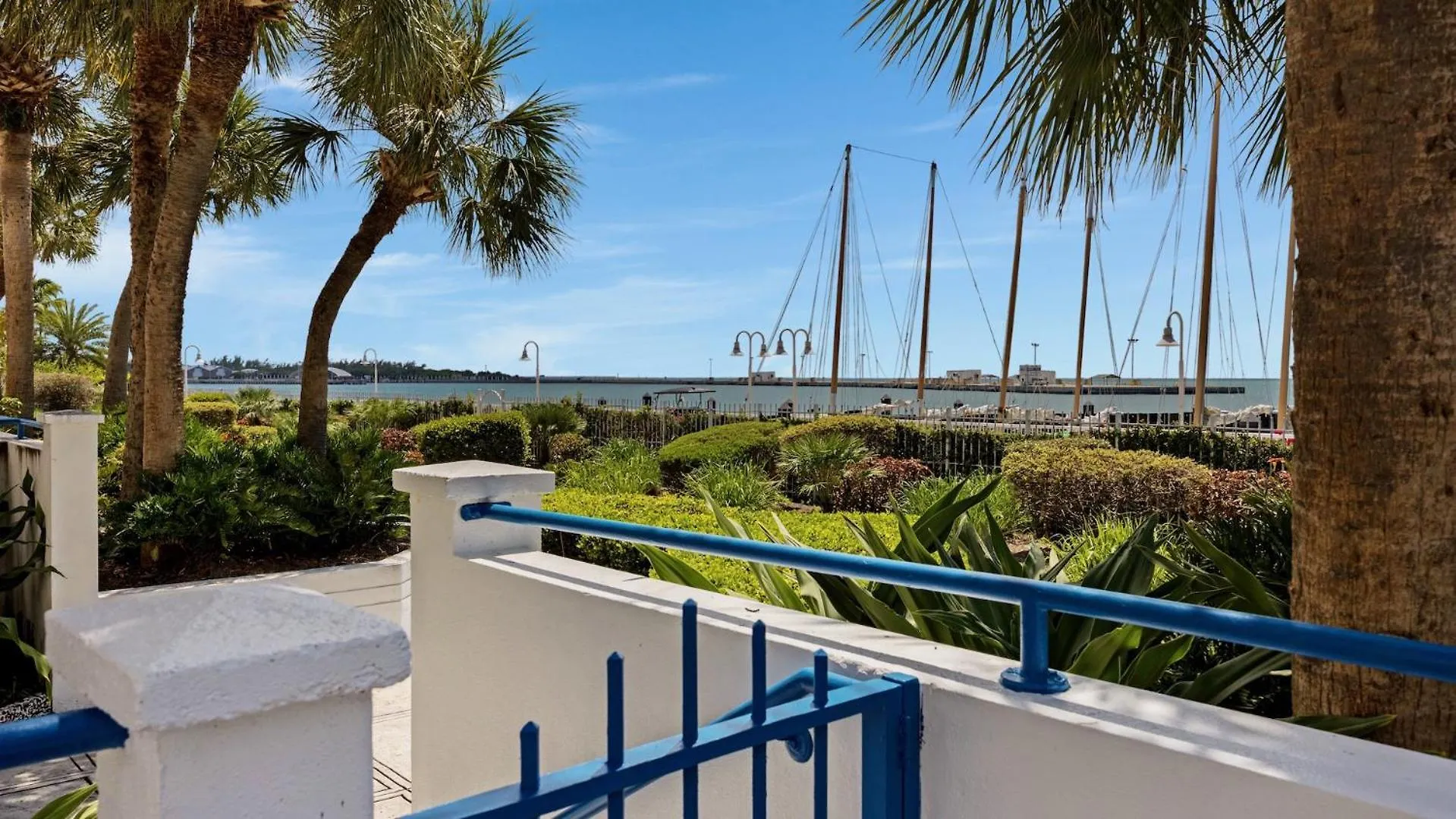 Modern Majesty By Last Key Realty Key West United States