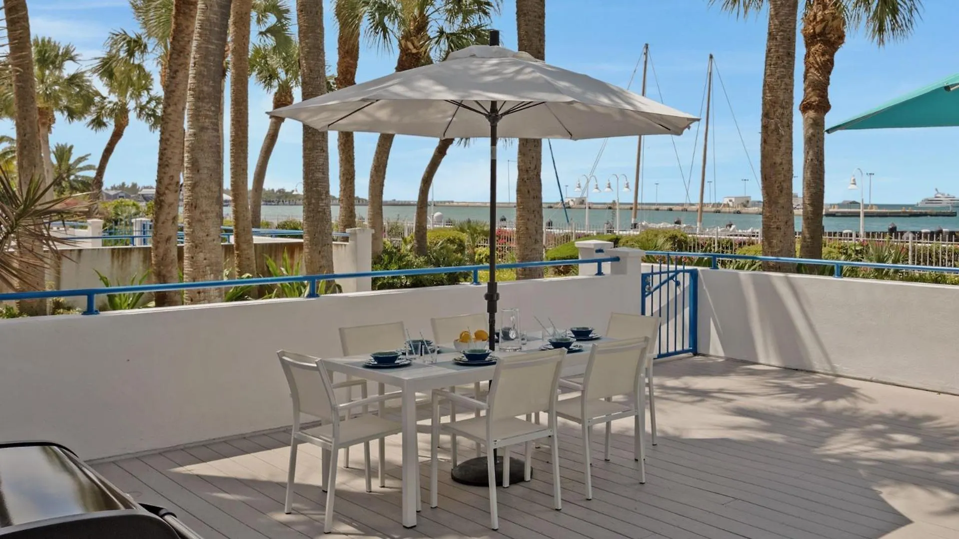 Modern Majesty By Last Key Realty Key West Apartment